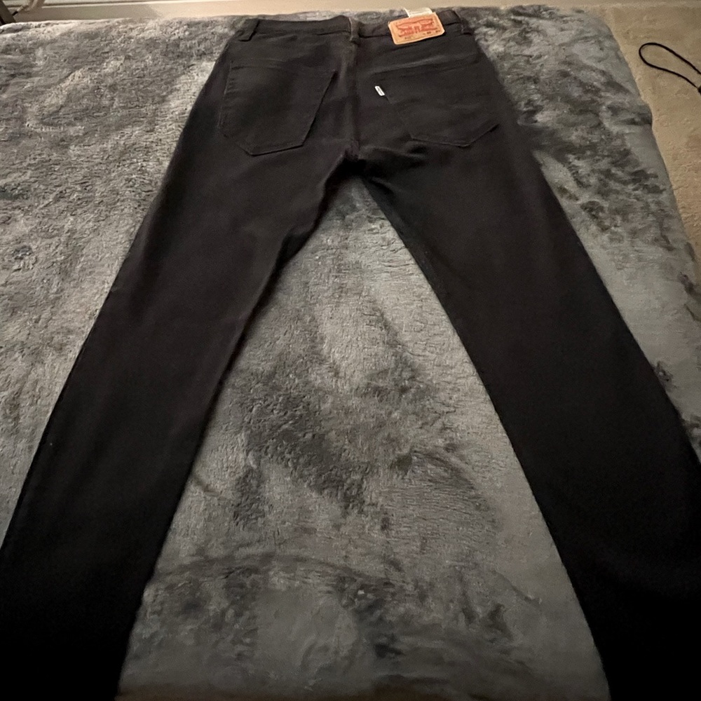 Black Levi pants (29-30)